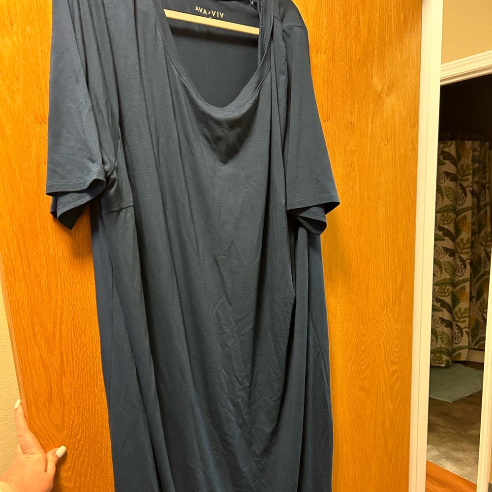Navy Mid-length t shirt dress